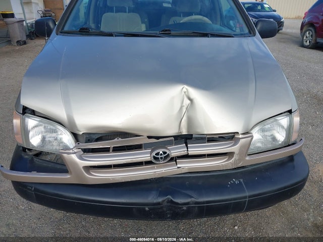Aukcja sprzedaży 2000 Toyota Sienna Le, vin: 4T3ZF13C9YU233898, numer aukcji: 46094016