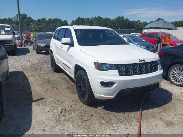 2018 1C4RJEAG7JC442920 main image