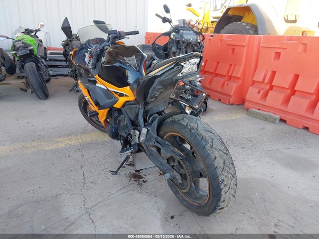 Продажа на аукционе авто 2019 Kawasaki Ex650 F, vin: JKAEXEK17KDA32652, номер лота: 46094054