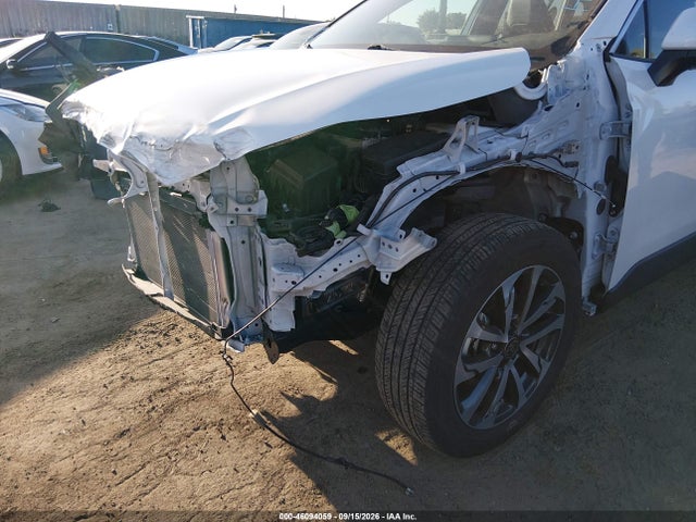 Aukcja sprzedaży 2022 Toyota Corolla Cross Xle, vin: 7MUEAAAG1NV008817, numer aukcji: 46094059
