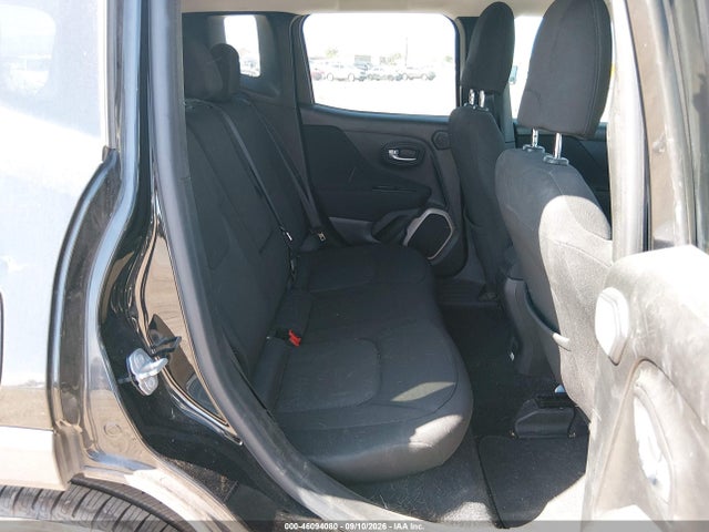 Jeep Renegade Latitude 2015 ZACCJABT0FPB47915 Image 8