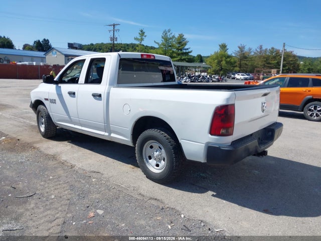 46094113 :رقم المزاد ، 1C6RR7FM8FS635956 vin ، 2015 Ram 1500 St مزاد بيع