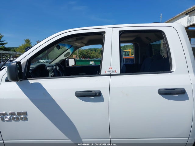 46094113 :رقم المزاد ، 1C6RR7FM8FS635956 vin ، 2015 Ram 1500 St مزاد بيع