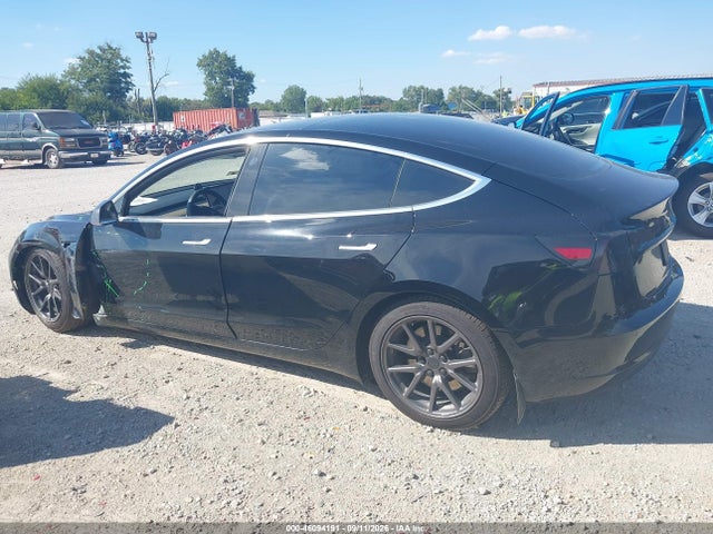 Tesla Model 3 Long Range/performance 2019 5YJ3E1EB0KF385563 Image 14