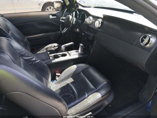 2007 Ford Mustang Gt Deluxe/gt Premium მანქანა იყიდება აუქციონზე, vin: 1ZVFT82HX75251072, აუქციონის ნომერი: 46094213