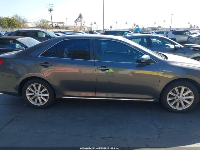 4T1BD1FKXEU104969 Toyota Camry Hybrid Xle