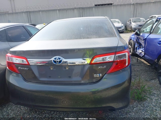 4T1BD1FKXEU104969 Toyota Camry Hybrid Xle