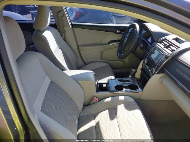 4T1BD1FKXEU104969 Toyota Camry Hybrid Xle