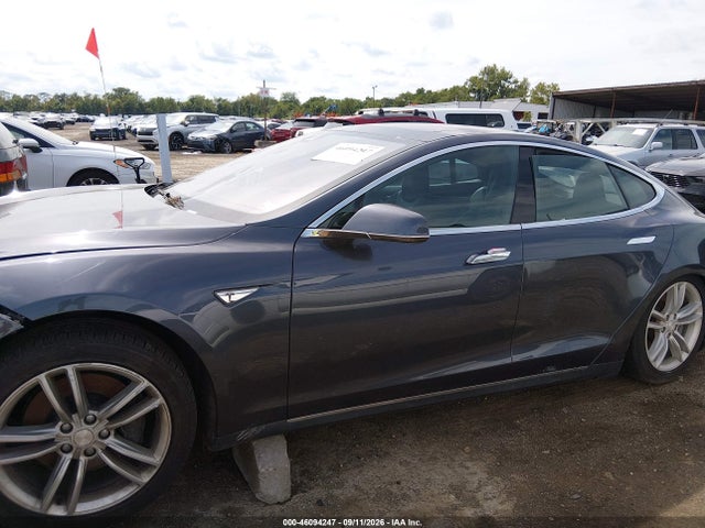 46094247 :رقم المزاد ، 5YJSA1E22FF103713 vin ، 2015 Tesla Model S 70d/85d/p85d مزاد بيع