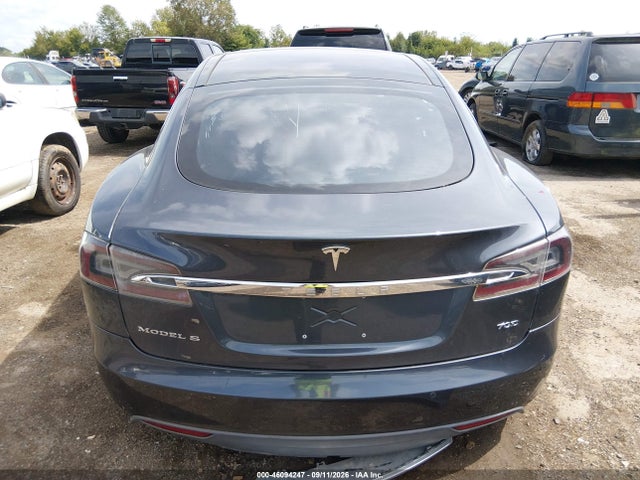 46094247 :رقم المزاد ، 5YJSA1E22FF103713 vin ، 2015 Tesla Model S 70d/85d/p85d مزاد بيع