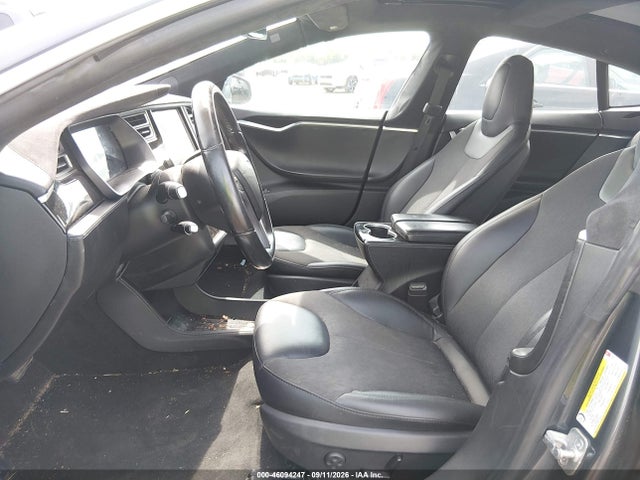 46094247 :رقم المزاد ، 5YJSA1E22FF103713 vin ، 2015 Tesla Model S 70d/85d/p85d مزاد بيع