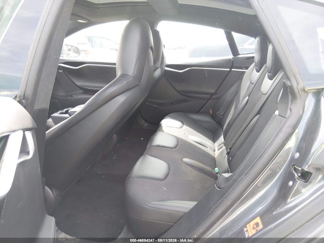 46094247 :رقم المزاد ، 5YJSA1E22FF103713 vin ، 2015 Tesla Model S 70d/85d/p85d مزاد بيع