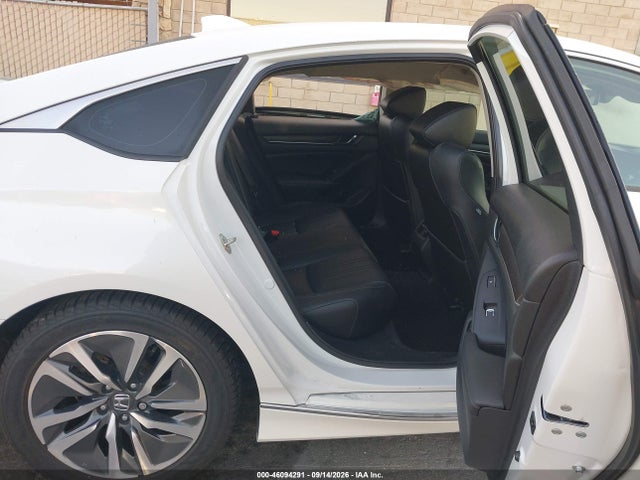 Продаж на аукціоні авто 2019 Honda Accord Hybrid Touring, vin: 1HGCV3F95KA005649, номер лоту: 46094291