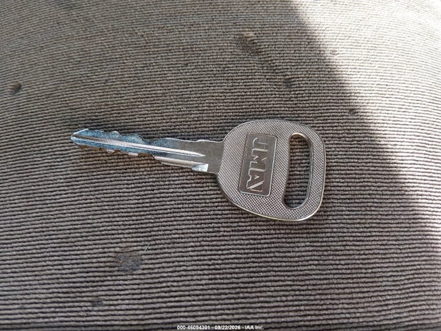 2005 Chevrolet Tahoe Ls მანქანა იყიდება აუქციონზე, vin: 1GNEK13T85R204440, აუქციონის ნომერი: 46094301