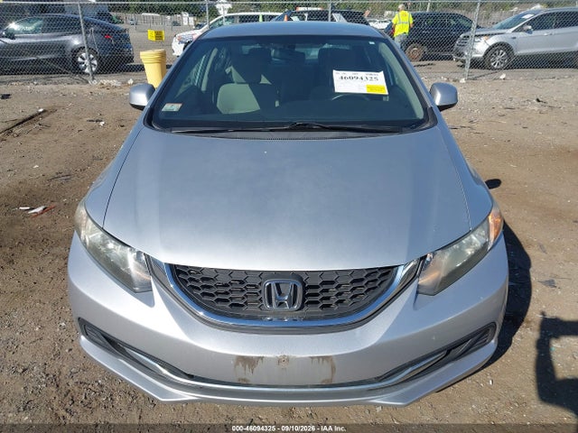 Auction sale of the 2013 Honda Civic Lx, vin: 2HGFB2F57DH579428, lot number: 46094325