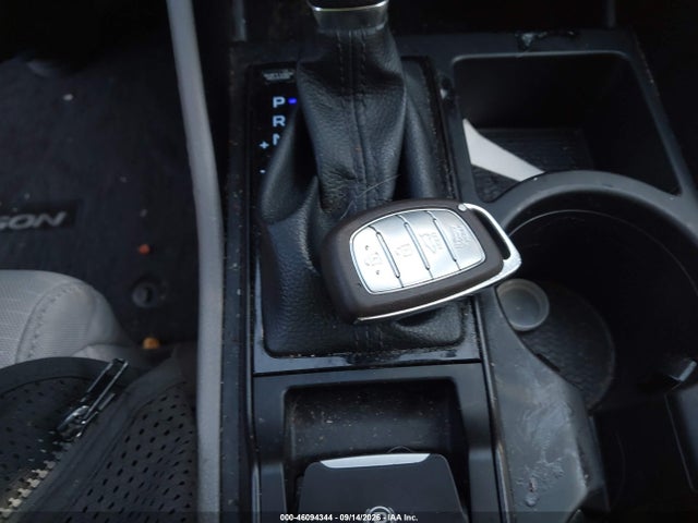 2020 Hyundai Tucson Sel მანქანა იყიდება აუქციონზე, vin: KM8J33AL1LU142677, აუქციონის ნომერი: 46094344