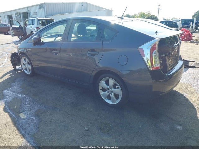 2015 Toyota Prius Five მანქანა იყიდება აუქციონზე, vin: JTDKN3DU7F1892100, აუქციონის ნომერი: 46094363