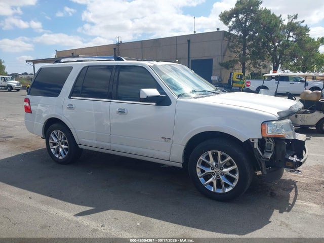 Ford Expedition Limited 2015 1FMJU2AT9FEF10142 Image 14