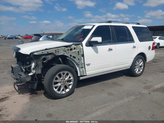 Ford Expedition Limited 2015 1FMJU2AT9FEF10142 Image 2