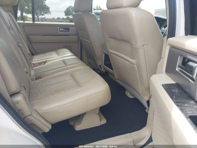 Ford Expedition Limited 2015 1FMJU2AT9FEF10142 Image 8