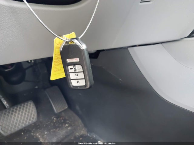 46094374 :رقم المزاد ، 5FNYF5H90HB008095 vin ، 2017 Honda Pilot Touring مزاد بيع