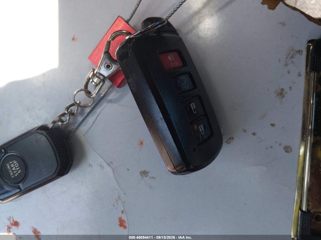 Продажа на аукционе авто 2016 Toyota Rav4 Limited, vin: JTMDFREV7GJ086095, номер лота: 46094411