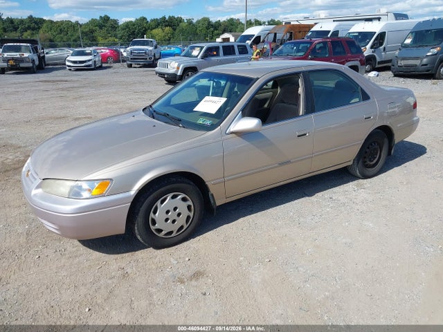 1998 Toyota Camry Le მანქანა იყიდება აუქციონზე, vin: JT2BG22K5W0137466, აუქციონის ნომერი: 46094427