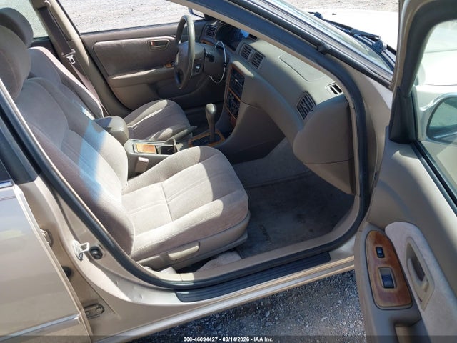 1998 Toyota Camry Le მანქანა იყიდება აუქციონზე, vin: JT2BG22K5W0137466, აუქციონის ნომერი: 46094427