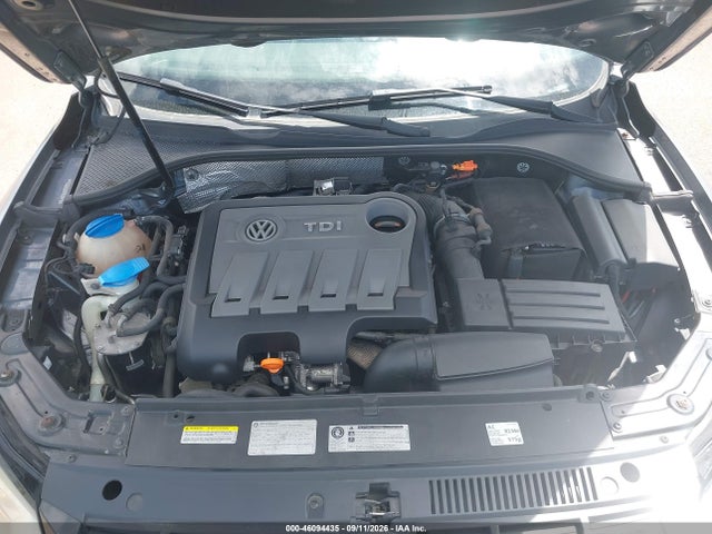 2013 Volkswagen Passat 2.0l Tdi Se მანქანა იყიდება აუქციონზე, vin: 1VWBN7A3XDC100717, აუქციონის ნომერი: 46094435