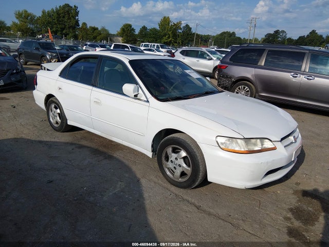 Aukcja sprzedaży 2000 Honda Accord 2.3 Ex, vin: 1HGCG6679YA137607, numer aukcji: 46094438