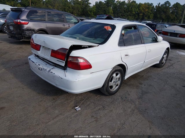 46094438 :رقم المزاد ، 1HGCG6679YA137607 vin ، 2000 Honda Accord 2.3 Ex مزاد بيع