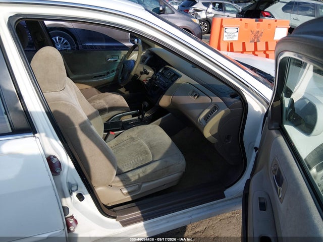 46094438 :رقم المزاد ، 1HGCG6679YA137607 vin ، 2000 Honda Accord 2.3 Ex مزاد بيع