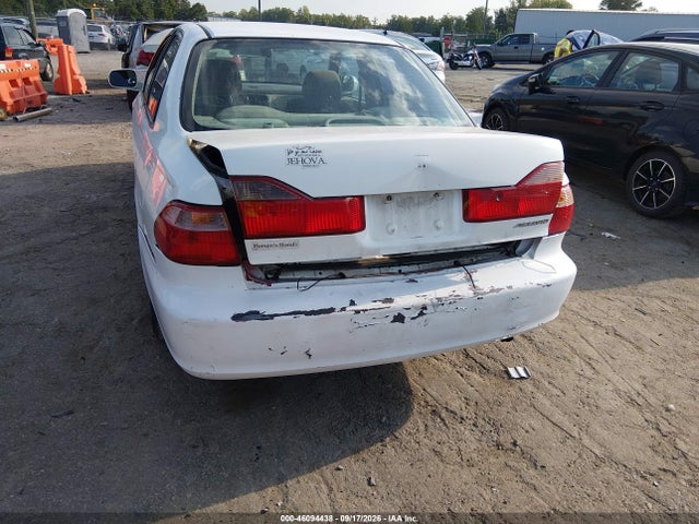 46094438 :رقم المزاد ، 1HGCG6679YA137607 vin ، 2000 Honda Accord 2.3 Ex مزاد بيع