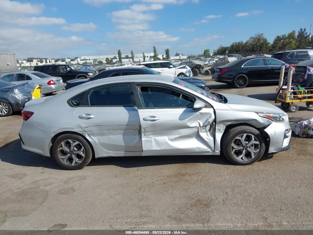 KIA Forte Lxs 2021 3KPF24AD0ME356670 Image 13