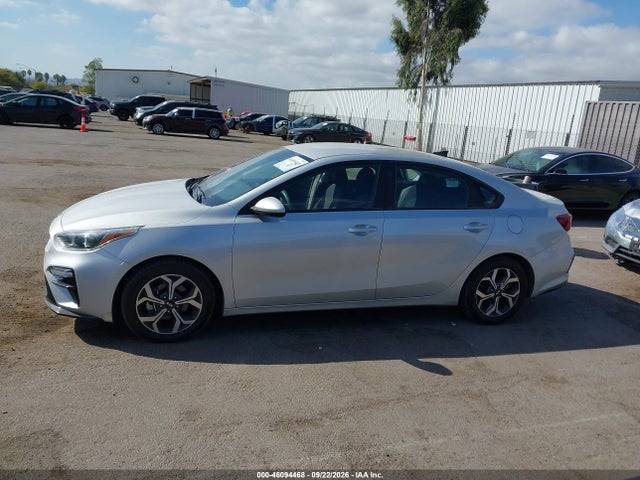 KIA Forte Lxs 2021 3KPF24AD0ME356670 Image 14