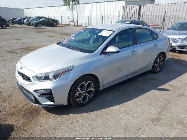 KIA Forte Lxs 2021 3KPF24AD0ME356670 Image 2