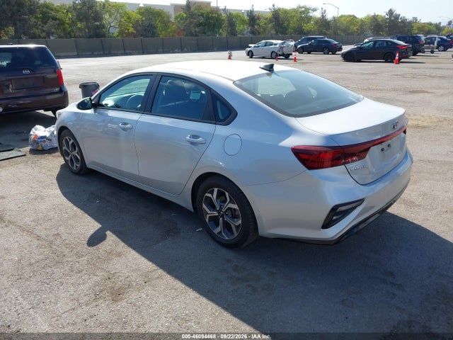 KIA Forte Lxs 2021 3KPF24AD0ME356670 Image 3