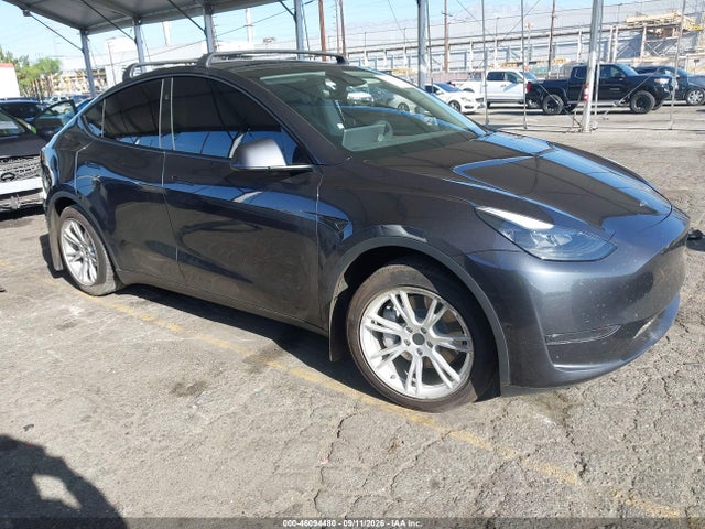 7SAYGDED8RF083339 Tesla Model Y