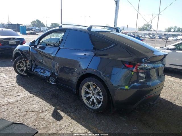 7SAYGDED8RF083339 Tesla Model Y
