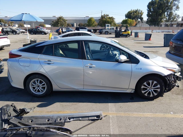 Продаж на аукціоні авто 2022 Toyota Prius Prime Le, vin: JTDKAMFP4N3203366, номер лоту: 46094505