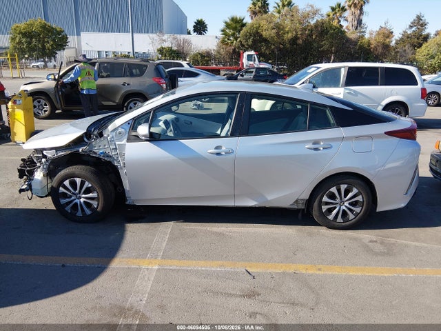 Продаж на аукціоні авто 2022 Toyota Prius Prime Le, vin: JTDKAMFP4N3203366, номер лоту: 46094505