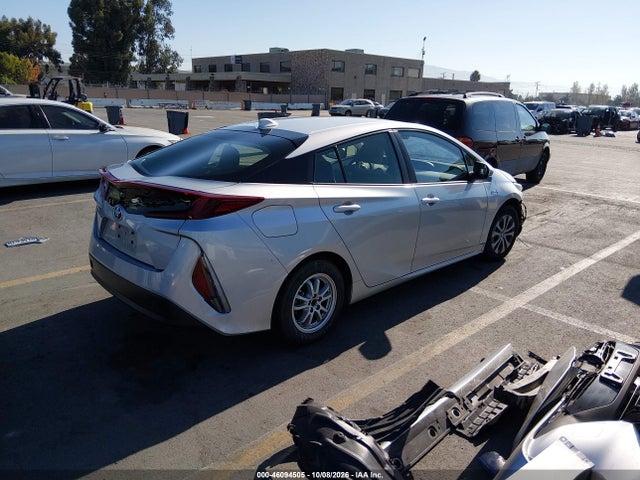 Продаж на аукціоні авто 2022 Toyota Prius Prime Le, vin: JTDKAMFP4N3203366, номер лоту: 46094505