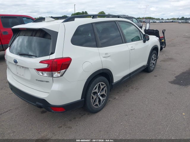 Продаж на аукціоні авто 2021 Subaru Forester Premium, vin: JF2SKAJC3MH534135, номер лоту: 46094507