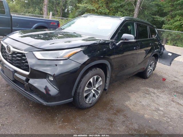 Продажа на аукционе авто 2021 Toyota Highlander Xle, vin: 5TDHZRBH5MS535540, номер лота: 46094550