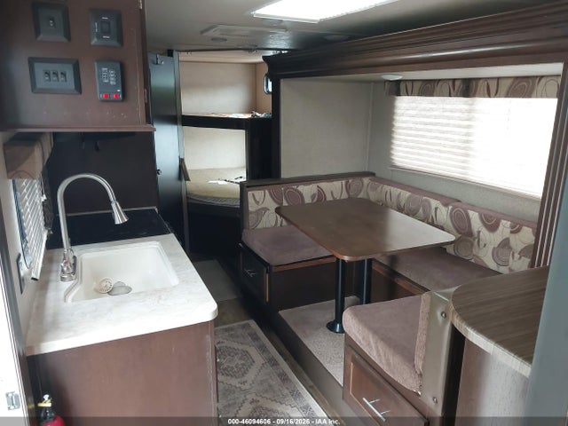 Продажа на аукционе авто 2017 Fores Cherok, vin: 4X4TCKY26HK037649, номер лота: 46094606