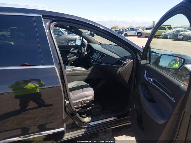 46094609 :رقم المزاد ، 5GAERCKW4PJ271731 vin ، 2023 Buick Enclave Premium Fwd مزاد بيع