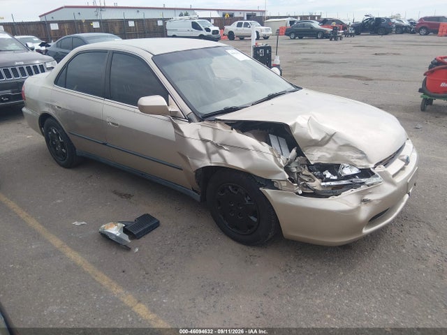 2000 Honda Accord 2.3 Lx მანქანა იყიდება აუქციონზე, vin: 1HGCG5648YA004675, აუქციონის ნომერი: 46094632