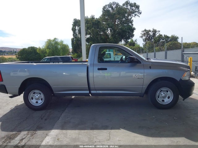 3C6JR6DG6KG622287 RAM 1500 Classic Tradesman 4x2 8&#039; Box