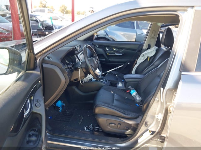 46094653 :رقم المزاد ، JN8AT2MT4HW406078 vin ، 2017 Nissan Rogue Sl مزاد بيع