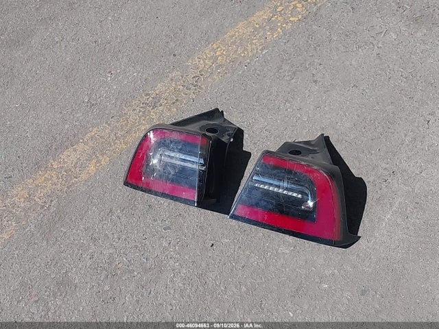 46094663 :رقم المزاد ، 5YJ3E1EA1PF498310 vin ، 2023 Tesla Model 3 Rear-wheel Drive مزاد بيع